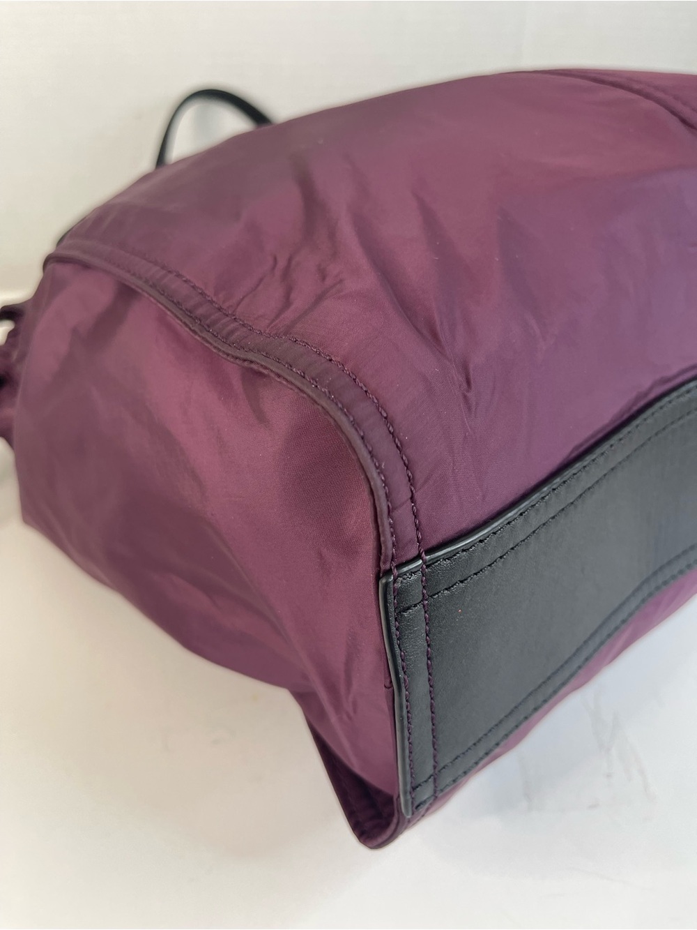 Burberry Buckleigh purple nylon tote bag - Picture 7 of 16